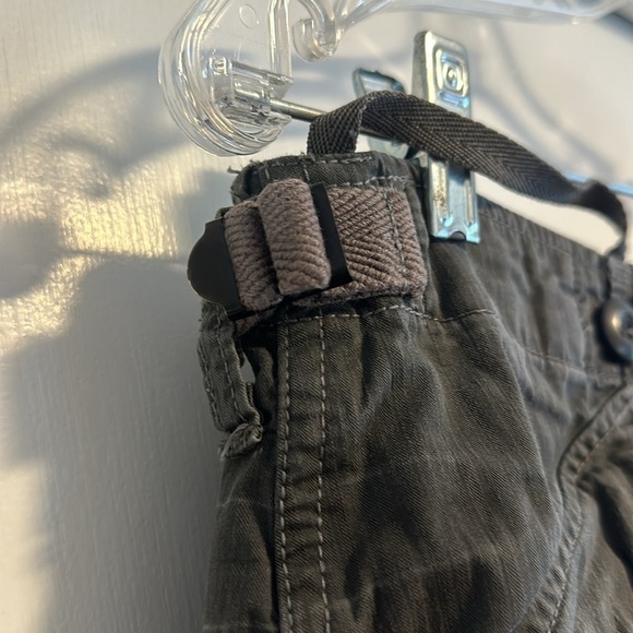 GUC: Vintage G-Star Raw Cargo shorts Men  XL (fits like M), built in waist adj - Picture 8 of 14